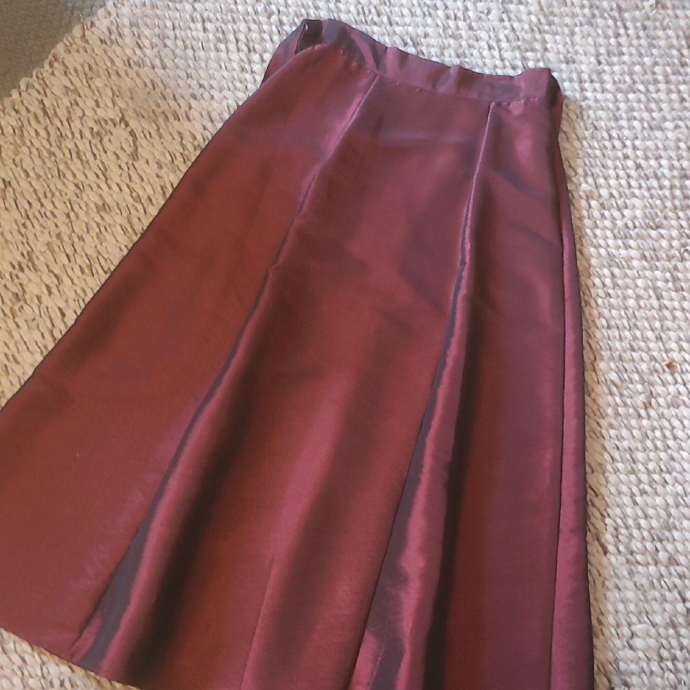 Elegant Burgundy Women's A-line Long Skirt, Size Large